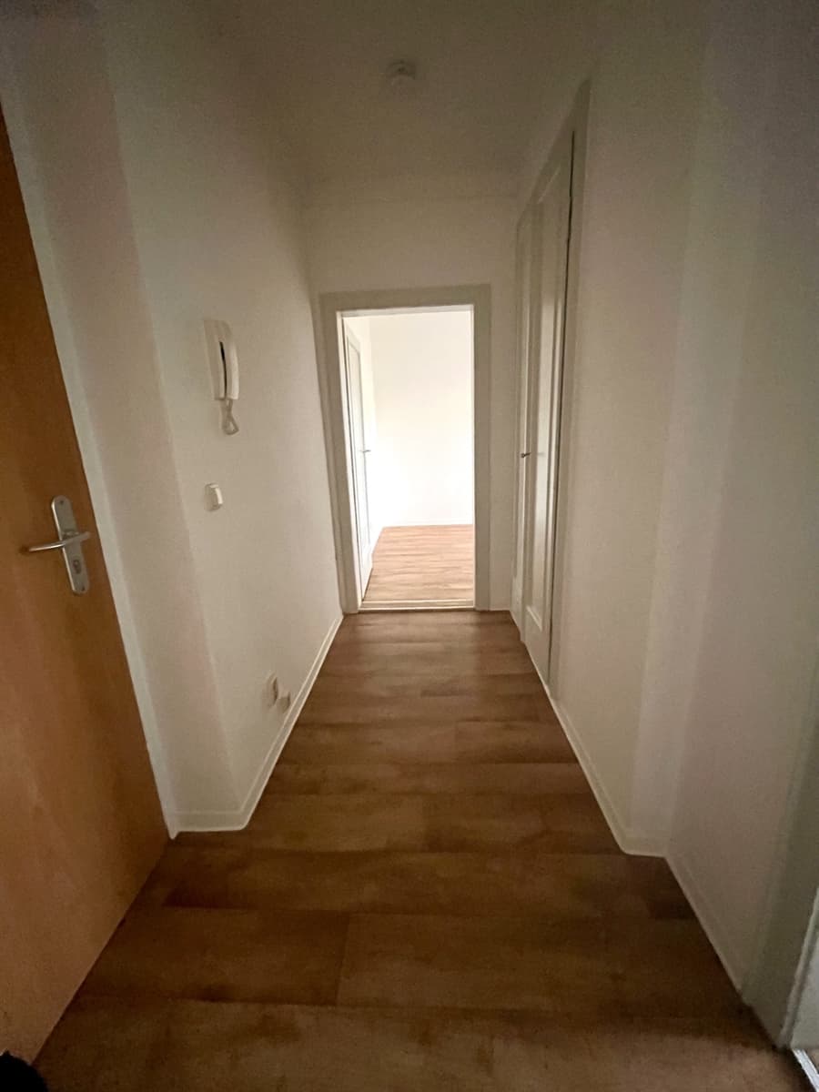 Gemütliche 2-Raum-Wohnung im Erdgeschoss - Ansicht 2