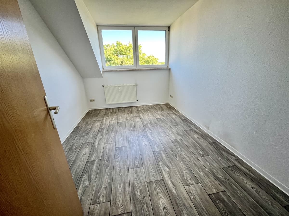3-Raumwohnung im DG - 1. Jahr 10 % Kraxelrabatt - Ansicht 3