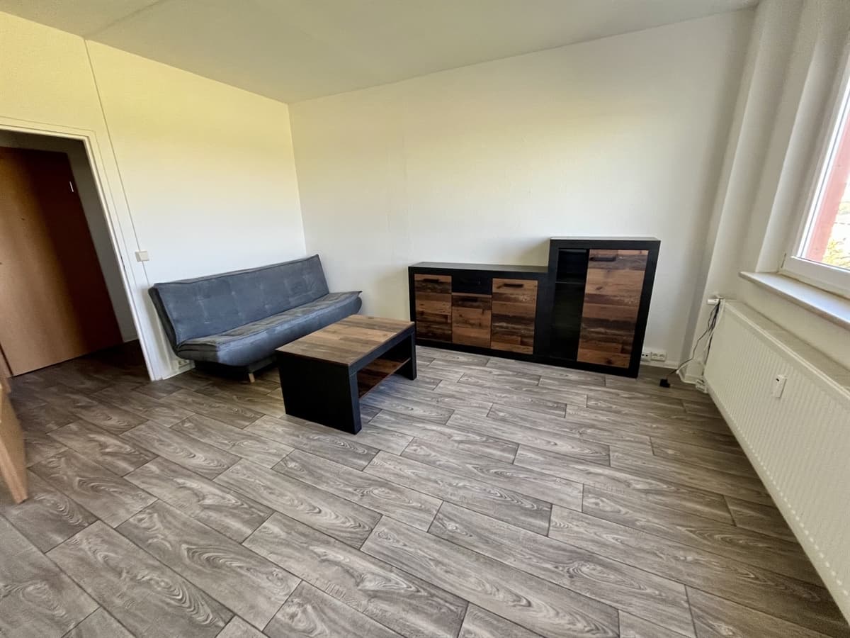 Möblierte Einraumwohnung mit Balkon - Ansicht 2
