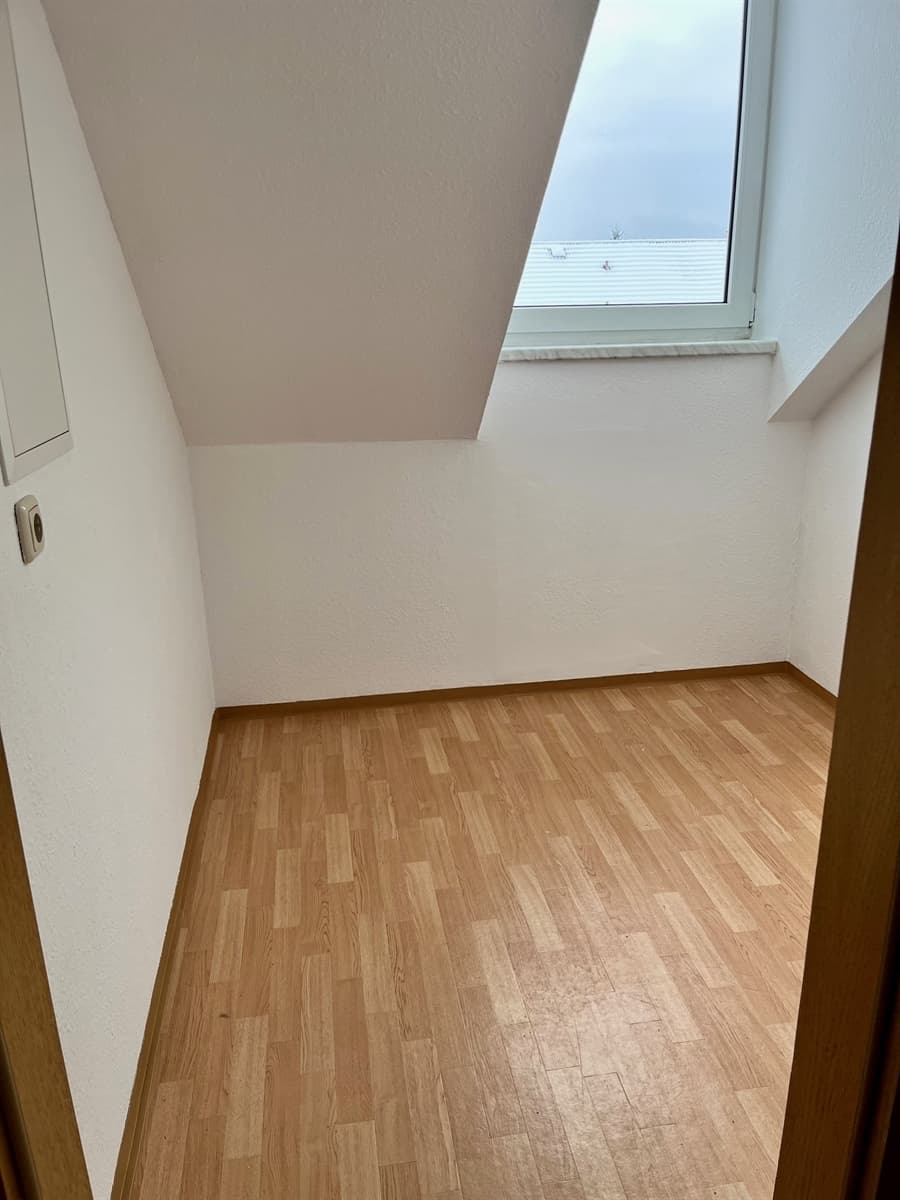4-Raum-Wohnung im Dachgeschoss ink. 10 % Kraxelrabatt - Ansicht 2